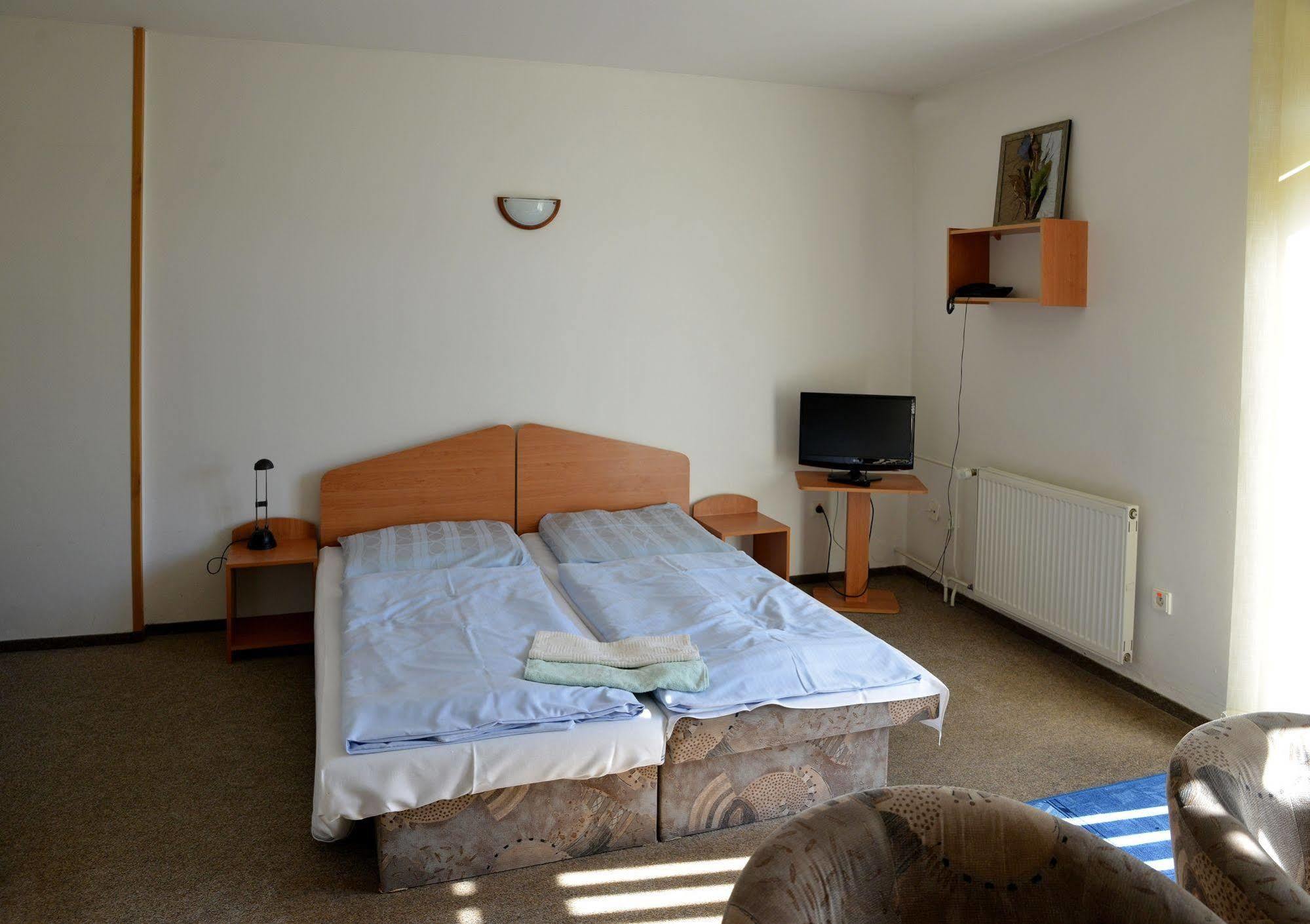 Penzion Agrothermal Bešeňová Esterno foto